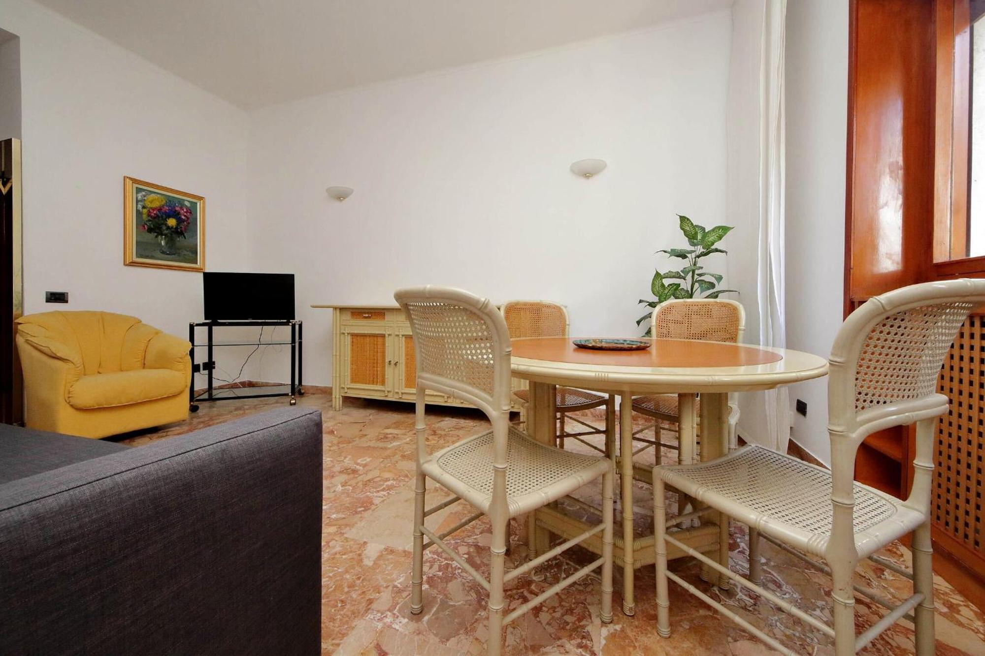 Fossato Di Vico Apartment